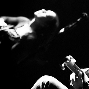 打屁股从白打到嫩红视频网站
